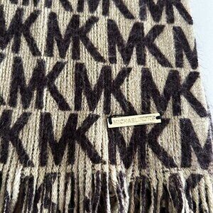 Genuine MICHAEL KORS Scarf Monogram Tan Brown Fringe 93" long 100% Acrylic EUC